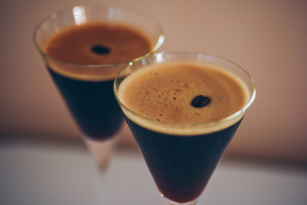 Espresso martini in two glasses